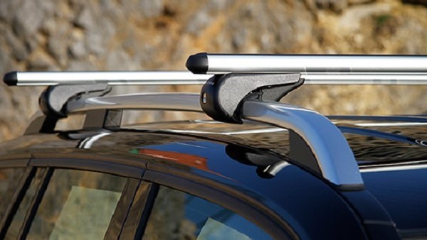 Universal roof bars for cars