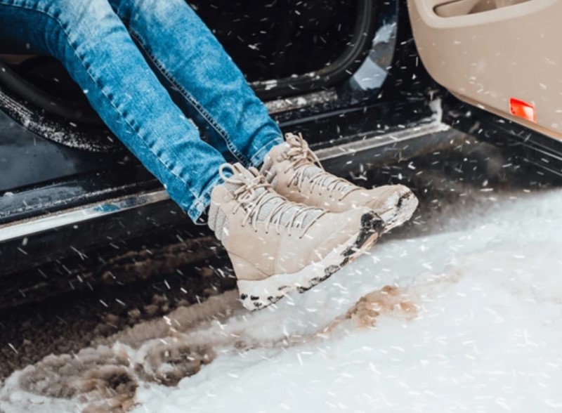 rubber car mats hold snow